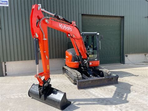 kubota mini digger dealers uk